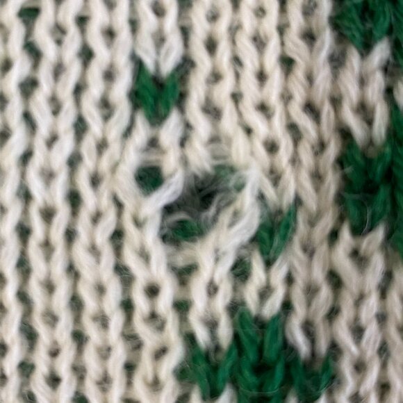 Vintage Blarney Castle Pure Wool  Sweater Made in Ireland Size Small - Picture 12 of 12